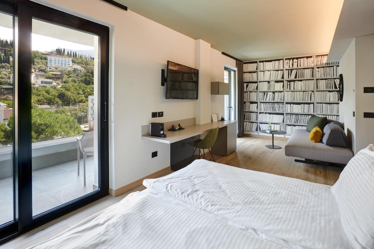Enrica Hotel 4*
